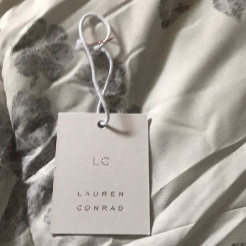 Lauren Conrad Ruffle Tank - Picture 6 of 6